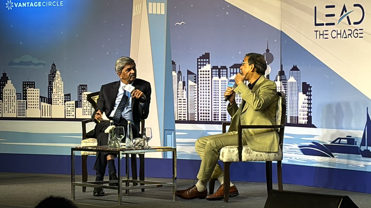 Amazing to listen to @bhogleharsha and DShivKumar at #LeadtheCharge My summary of their convo : • Reach out to talent to make it feel good • Be able to forget one skill & acquire another • Data insights are helping behavior prediction • India's future is with its #women