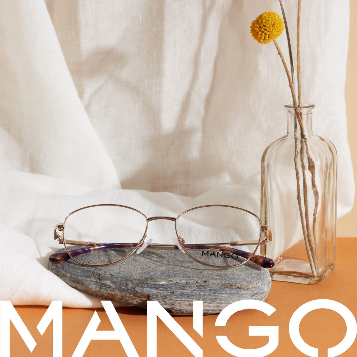 Mango marka gözlükler Efor Optik 'de.

#eforoptik #mango #mangoeyewear #eforoptik #eforoptik #sunglasses #eyewear #gozluk #gölzük #optik #tr90 #gözlükmodelleri #tr90 #yerli #eyewear #eyewearsupplier #yerliüretim #madeinturkey #KışGüneşi #StiliniziParlat