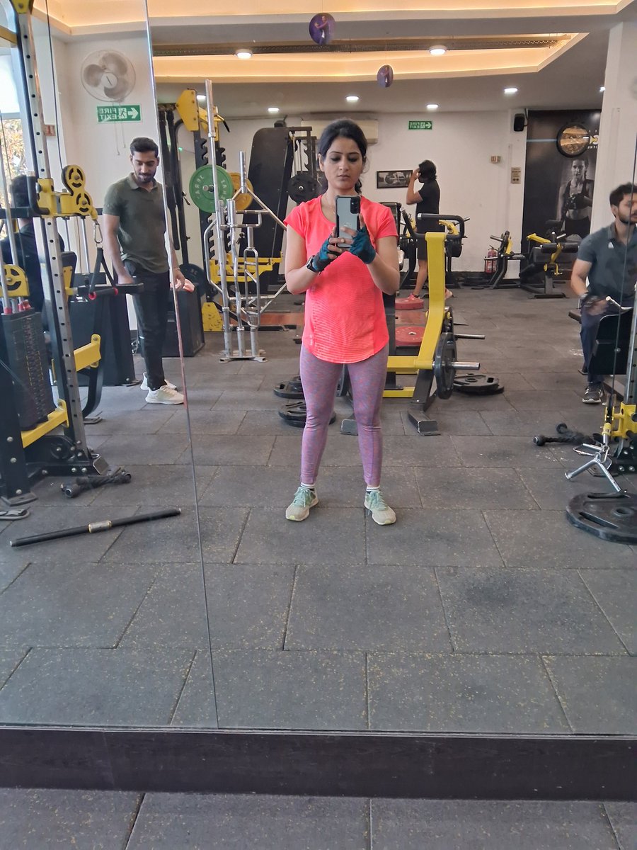 cailajindal's tweet image. Today's #upperbodyworkout post session pic😍 #mentalsatisfaction  
@FitIndiaOff 
#catabolism (muscle fiber breakdown) is needed before #anabolism (repair or regrowth)....
Periodic RT(resistance training) + Protein+micronutrients (vitamins &amp;amp; minerals) makes anabolic progressive💪