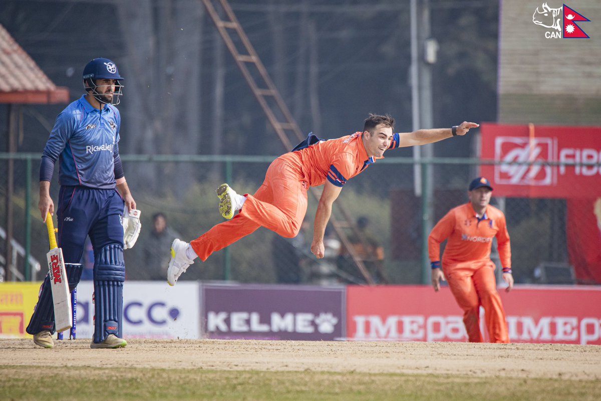 Anil_Bluez's tweet photo. TU CRICKET GROUND рдорд╛ рдлреНрд▓рдб рд▓рд╛рдЗрдЯ рдХреЛ рдЕрддрд┐ рдЖрдмрд╕реНрдпрдХрддрд╛ рджреЗрдЦрд┐рдпреЛ рд╣реИ ред рдпреЛ рдЯрд╕ рдЬрд┐рддреНрдпреЛ рдХрд┐ рдЦреЗрд▓ рдЬрд┐рддреНрдиреЗ рдЕрд╡рд╕реНрдерд╛ рд▓реЗ рдЕрдиреНрддрд░реНрд░рд╛рд╖реНрдЯреНрд░рд┐рдп рд╕реНрддрд░рдорд╛ рднрдПрдХреЛ рдПрдХрдорд╛рддреНрд░ рдЧрддрд┐рд▓реЛ рдЧреНрд░рд╛рдЙрдиреНрдб рдХреЛ рдирд░рд╛рдореНрд░реЛ рдирдЬрд┐рд░ рдмрд╕реНрдиреЗ рднрдпреЛ ред
рдпрд╣рд┐ рдкрд╛рд░рд╛ рд▓реЗ рдд ICC рд▓реЗ рдЧреНрд░рд╛рдЙрдиреНрдб рдХреЛ Pitch Rating рдШрдЯрд╛рдЙрджреИ рд▓рдЧреНрдпреЛ рднрдиреЗ рдХреЗ рд╣реБрдиреНрдЫ ??
#NepalCricket #TuGround https://t.co/jGG8ZYdAvo