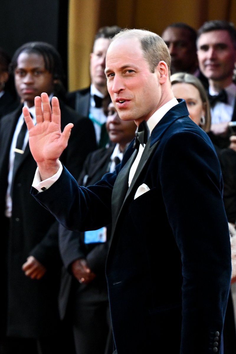 BiroNower's tweet photo. Yes…. I’m still sharing pics of #HisRoyalHotness …this level of #Fineness deserves extended recognition / acknowledgment.
Also I like the overflow of tears from the haters it spurs on so go forth and #CryHarder … you couldn’t touch this king , NOT EVEN IN YOUR DREAMS.
🌟🔥👑 https://t.co/NFeUNx1V7o