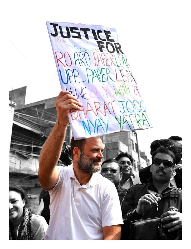Kiruthika_TNPYC's tweet photo. Rahul Gandhi stands with UP students.

Students demand fair re-exam.

Students want Justice .

#Up_Police_Reexam
#UPP_Paper_Leak
#पुलिस_भर्ती https://t.co/S7NoUlX133