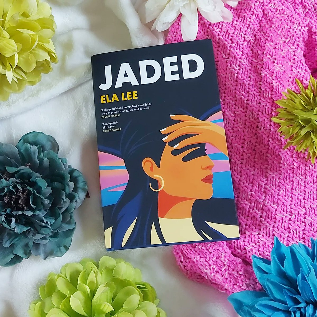 My review of #Jaded by #ElaLee us on Instagram as part of the @instabooktours #blogtour A page-turner that packs a real punch, holding a mirror up at some hard-hitting issues, Jaded is out now. Thanks to @HarvillSecker for my copy. instagram.com/p/C3hQp2KoNPf/…