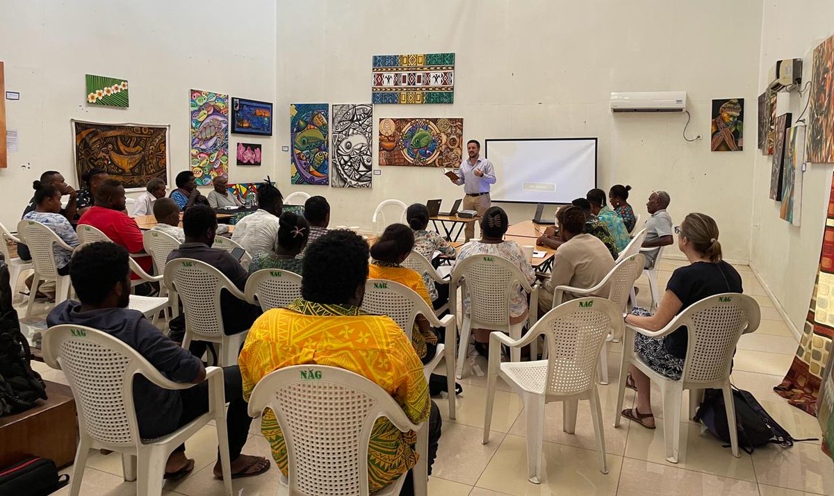 BHCHoniara's tweet image. Great seeing journos attend election training by @bbcmediaaction today. Training part of BBC Media Action Media Strengthening in 🇸🇧 project.

Good journalism is vital for elections. It ensures a well informed electorate, drives public engagement, &amp;amp; protects free &amp;amp; fair election.