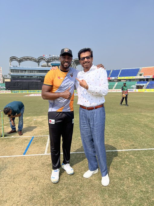Dre Russ is in the house! 📹 Credits: Twitter/AtharAliKhan97