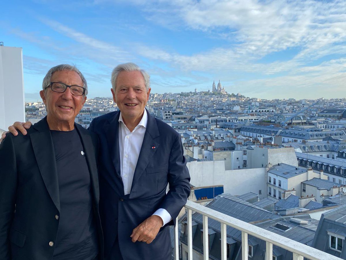 Immense tristesse d’apprendre le départ d’Abilio Diniz. Avec Abilio, nous partagions une passion pour les défis de la grande distribution, une présence au CA de @news_carrefour, et une amitié sincère. Toutes mes condoléances à sa famille et à ses équipes chez Peninsula.