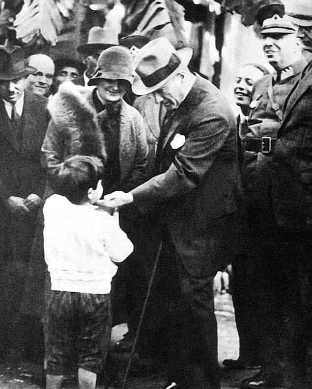 MKA_askeri1283's tweet photo. Günaydın güzel ülkemin güzel insanları 🇹🇷 https://t.co/3Z8q6YL8W4