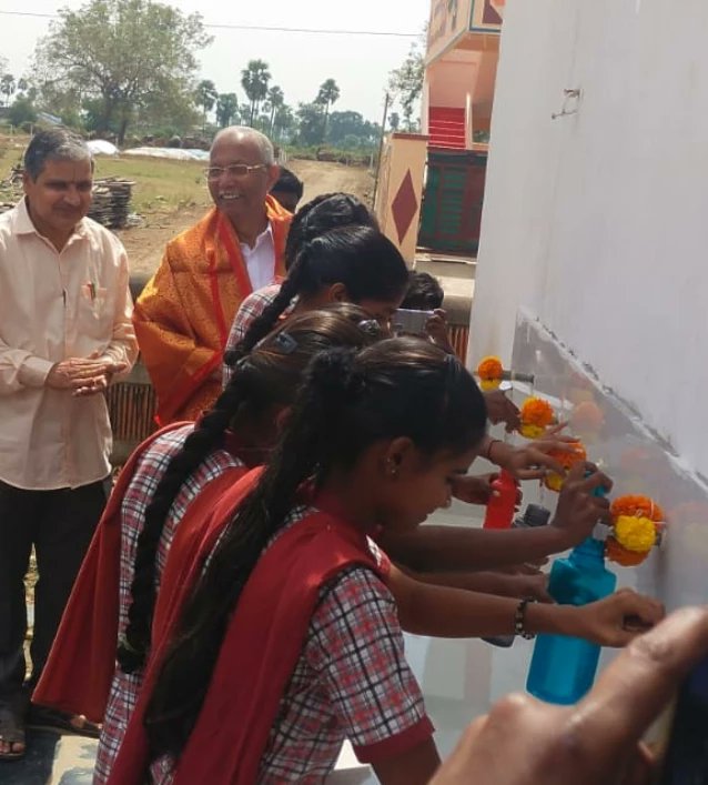 Thrilled to have Mr. K.Venkateswara Rao, Director of Zenoti India Pvt Ltd, inaugurate our new drinking water station and JLIB program at ZPHS Gandampally! His joyous reaction speaks volumes about the impact we create.

#CommunityImpact #ZenotiIndia #JLIBProgram #drinkingwater