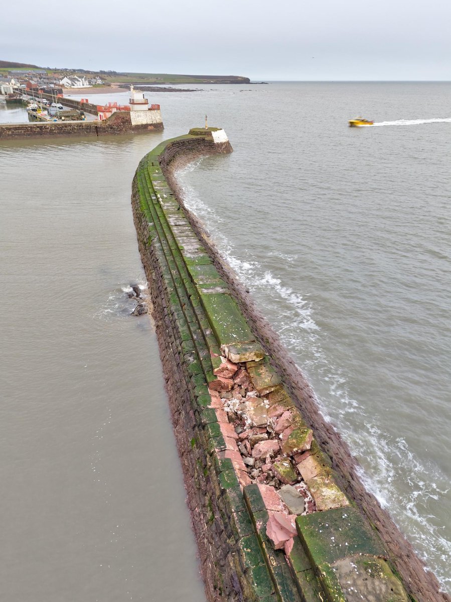 Damage to the breakwater Arbroath Harbour …the power of the sea 🌊
