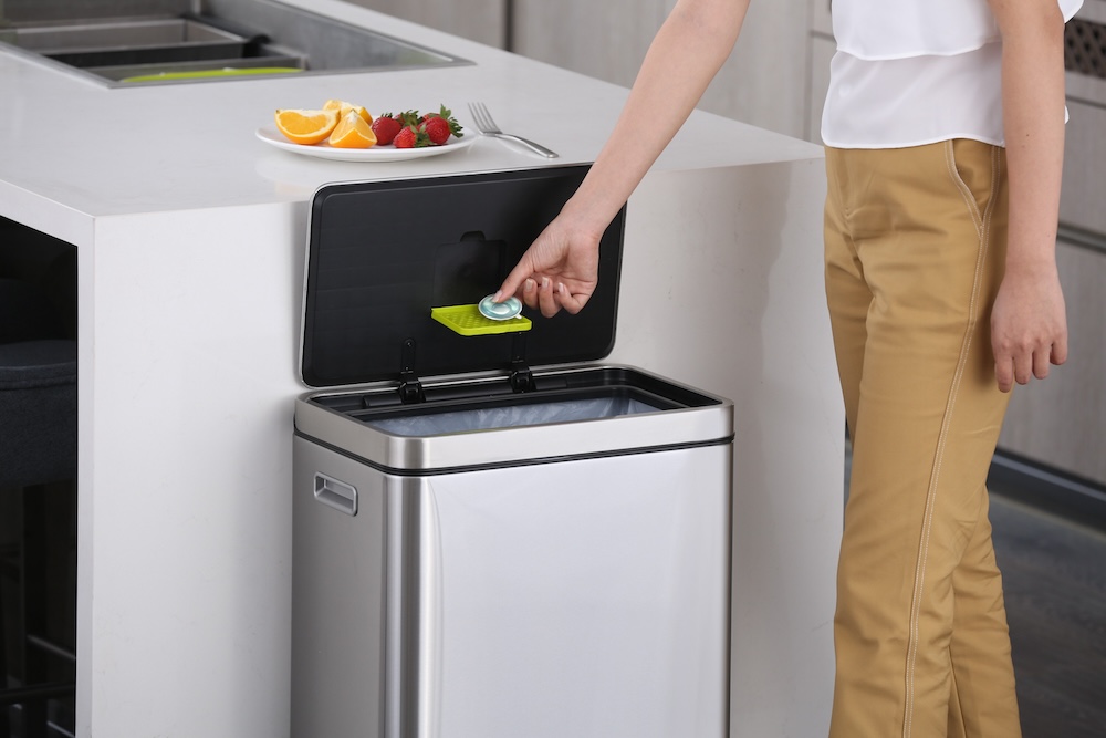 WomenTalking's tweet photo. Revolutionising Waste Management with EKO Home Bins – Women Talking explores the features, benefits, and impact of @EKOhomeUK on modern living

https://t.co/TIuysNMsYZ

#bins #bin #EKOBIN #wastemanagement #environment #sustainable #solution #hygienic #notouch #touchopen https://t.co/ozlaqlWywG