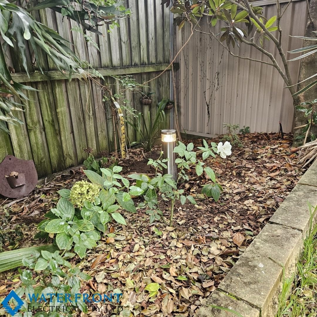 📍Maroubra, NSW

🪴Upgraded garden lights 🍂

The team installed these garden 🪴 lights for a client based in Maroubra, NSW. 

The perfect 👌 choice if you are looking to add some light to your garden 💚

#gardenlights#maroubra#sydney#electrical