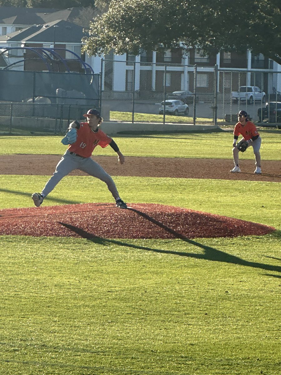 kbing05's tweet image. Kade Bing picks up his 1st collegiate win against #4 Blinn. 3 innings in relief, 3 K’s, 1 hit, 1 run, 1BB.
#Binger