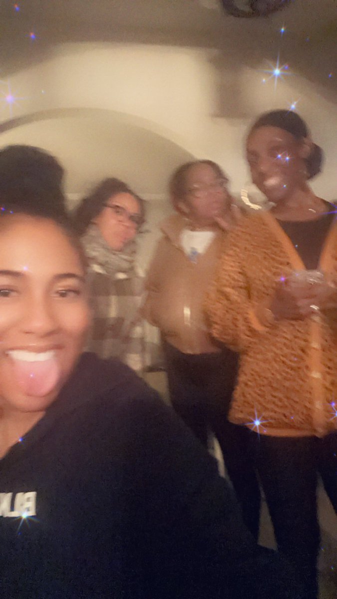 My Framily #sistercircle I was a little buzzed up 😩❤️😍😂