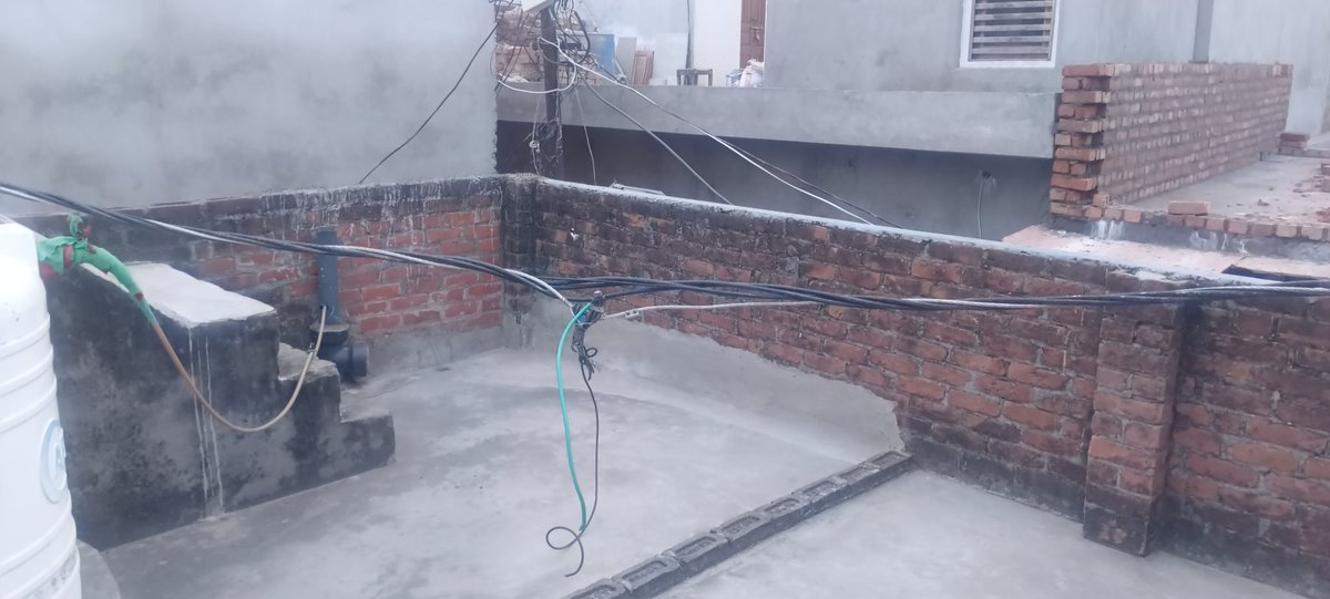 VIJAY_KAUSHAL92's tweet photo. Hey @dvvnlagra, @UPPCLLKO and @dvvnlhq,  the wire supply bunch wires have fallen onto my roof, posing a serious risk of electrocution. This is unacceptable and needs immediate attention before it leads to a tragedy. #SafetyFirst #ElectricalSafety" https://t.co/EfyrT4rwDa