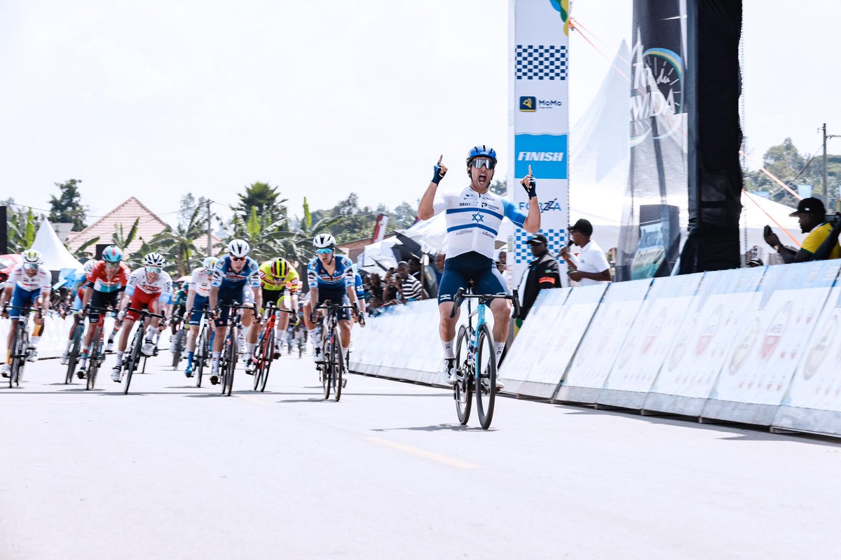 ๐ง๐ผ๐๐ฟ ๐ฑ๐ ๐ฅ๐๐ฎ๐ป๐ฑ๐ฎ ๐ท๐ผ (@tour_du_rwanda) on Twitter photo PHOTOS:
Itamar Einhorn (<a href="/IsraelPremTech/">Israel โ Premier Tech</a>) becomes the first Israeli to win a stage of Tour du Rwanda.
Itamar is also the Israel National Road Champion for the last two years. History!
#TdRwanda2024 PHOTOS:
Itamar Einhorn (<a href="/IsraelPremTech/">Israel โ Premier Tech</a>) becomes the first Israeli to win a stage of Tour du Rwanda.
Itamar is also the Israel National Road Champion for the last two years. History!
#TdRwanda2024