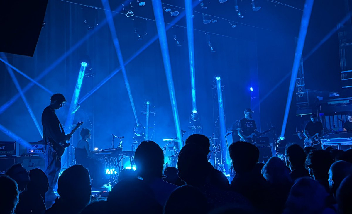 after too many near misses for various rubbish reasons over 20 yrs(!) finally saw the great <a href="/mogwaiband/">Mogwai</a> 

Glorious 

Enjoy rest of tour &amp; best wishes to barry &amp; family