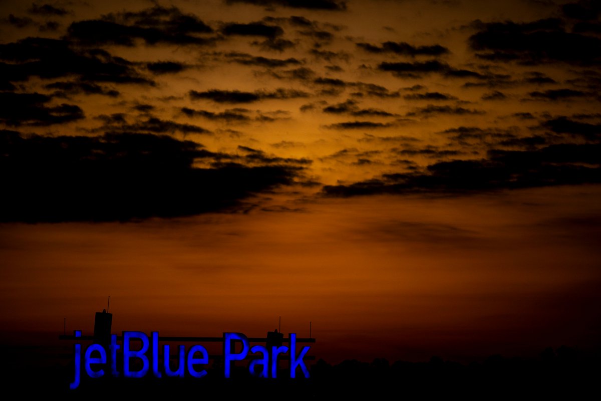 Good morning.

First full squad workout is TODAY.