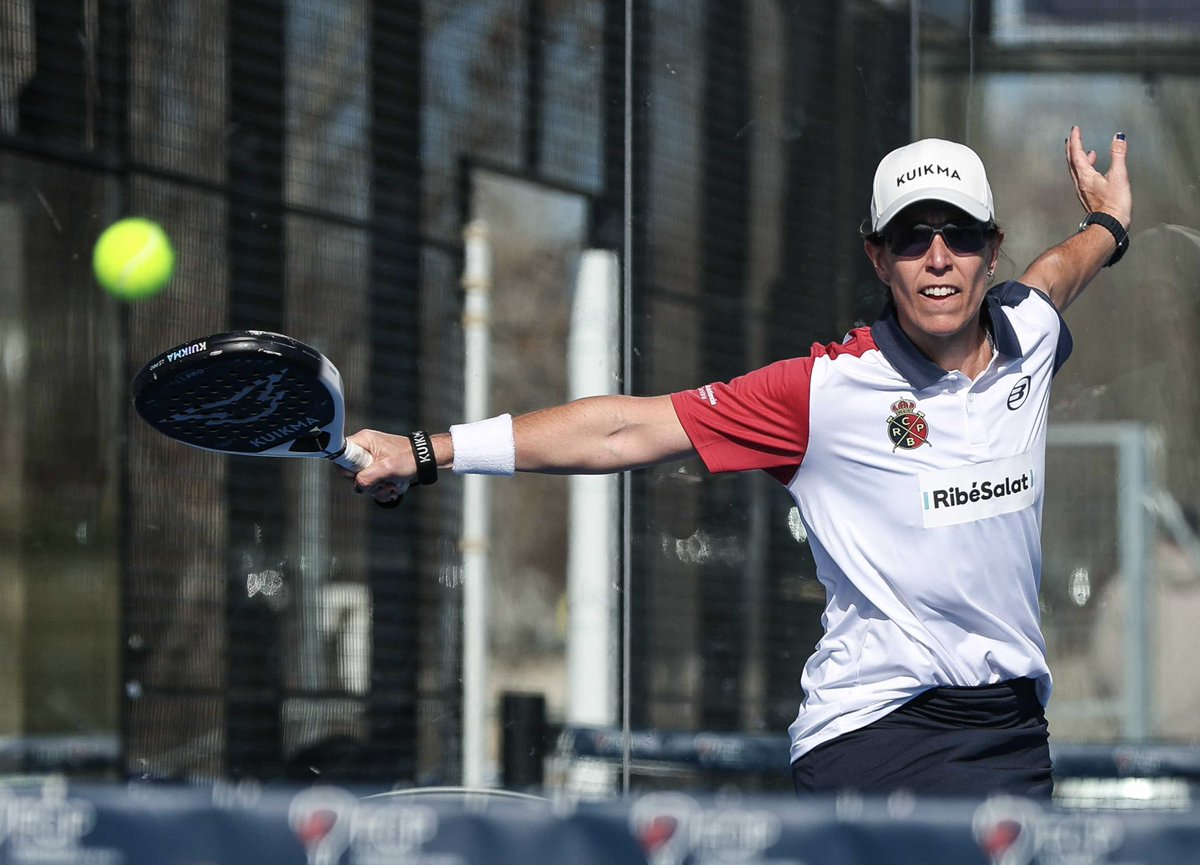 luciasainzp's tweet photo. Pequeño resumen de un finde lleno de pádel y diversión compitiendo con @RCPoloBarcelona @FCatalanaPadel @padelfederacion  

Ya no queda nada para empezar la temporada 2024 ! 💪🏽 https://t.co/OzMb63fASF