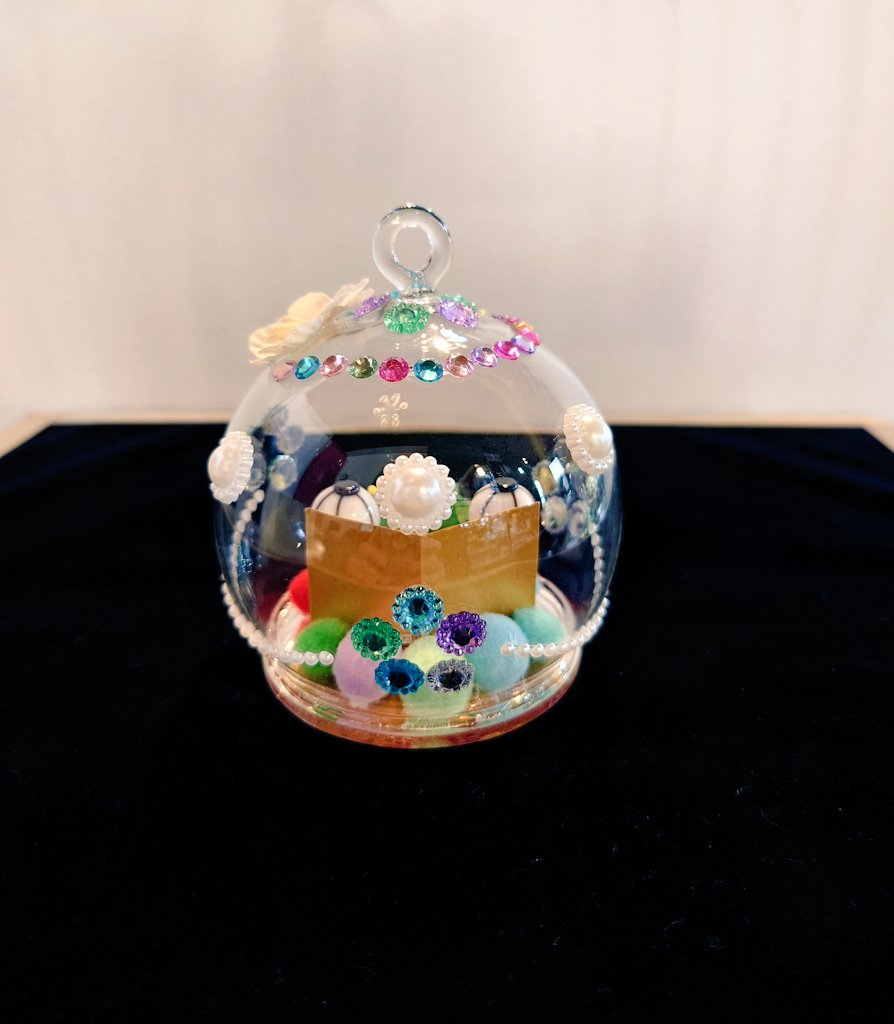 kurokabeglass33's tweet photo. ガラス館スタッフのクオリティが
上がっております✨
個性的なカエルちゃまも
すまし顔のカッパ君も
ボールに入ってキュート😍
毎年人気のクリスタルボールお雛様
是非見に来て欲しい😘✨✨
他にも色々ありますよ✌️ https://t.co/9AnoagS3ro