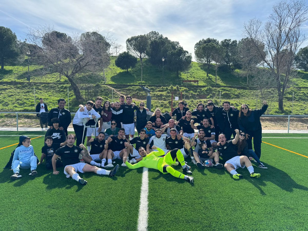 ⚫️ SENIOR 3-0 BUENAVISTA CASTILLA

Buen partido de los nuestros que nos permitieron celebrar la primera victoria en nuestro nuevo campo.

Será el inicio de una buena racha de resultados.

#VamosAguilas 🦅