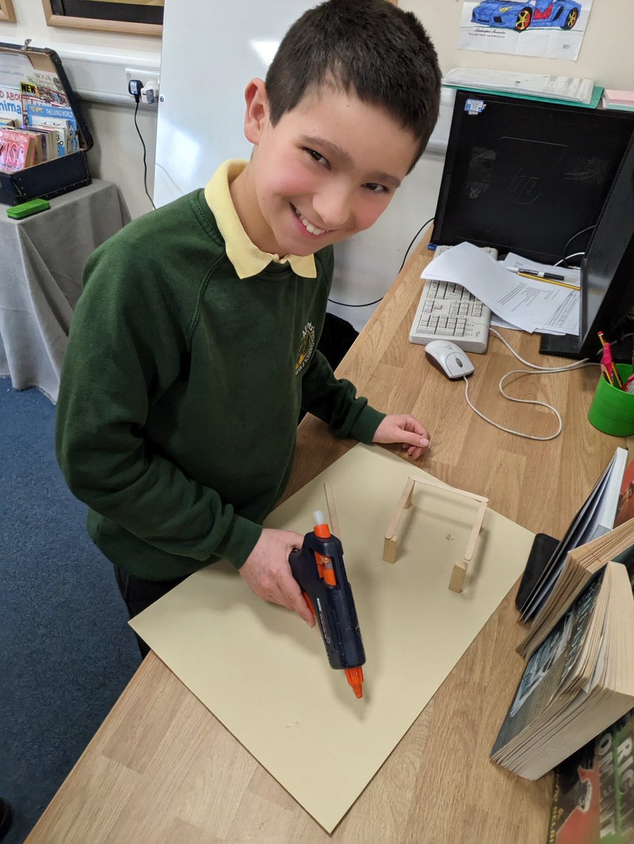 allsaintsfed's tweet photo. Team Daley (6M) have had a great morning building structures in DT. #asfdt https://t.co/tcseOTyyvL