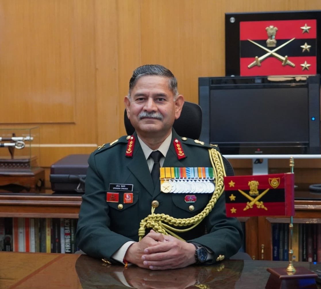 Lt Gen Upendra Dwivedi today took over as new Vice Chief of Army Staff. From ‘Forever in Action’ Command to ‘24x7’ pushing modernisation, techinfusion, procurement, interservices coordination, outreach and many other responsibilities in new office.