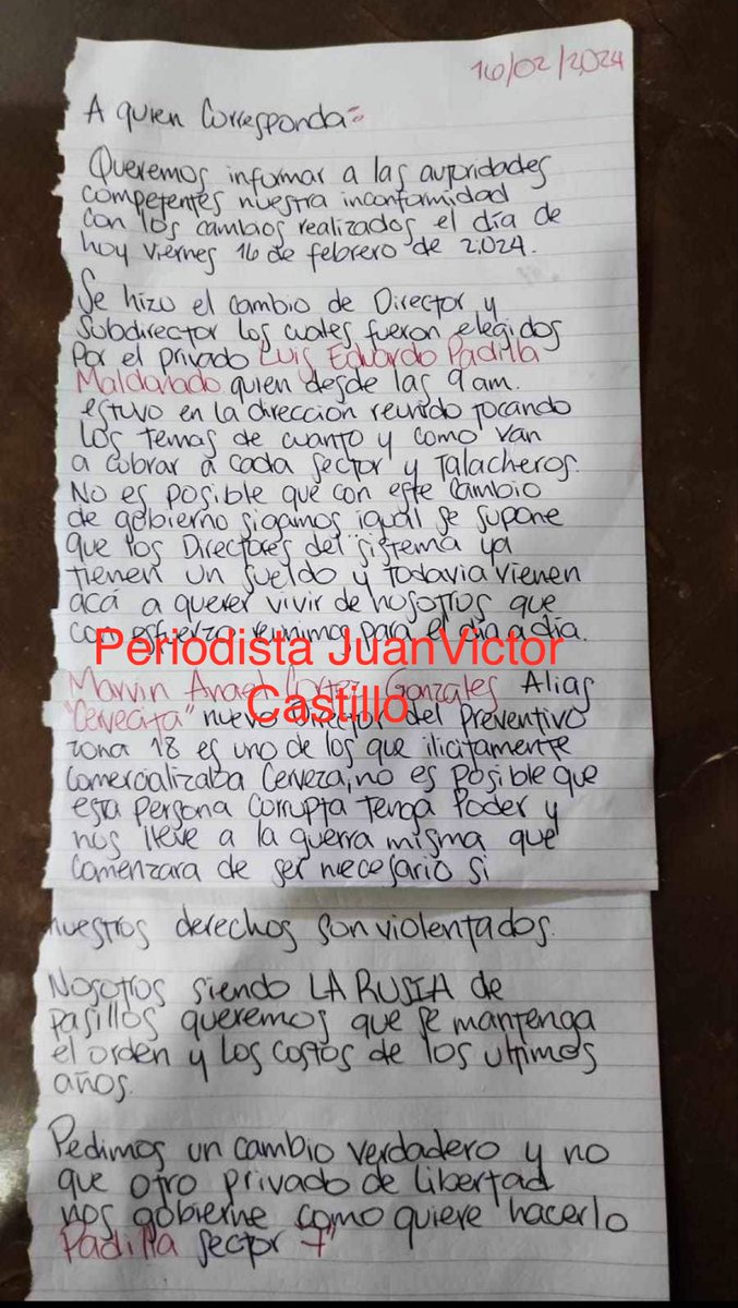 juanVictorCas1's tweet photo. 🚨ACTUALIZACIÓN🚨

DENUNCIAN COBRO DE “TALACHAS” EN CÁRCEL PREVENTIVA. 

Ante el supuesto nombramiento de un nuevo director de la cárcel preventiva, zona 18; la población reclusa envía un manuscrito asegurando que están en desacuerdo debido al cobro de “Talachas” en el penal. https://t.co/iIQZMB1YJk