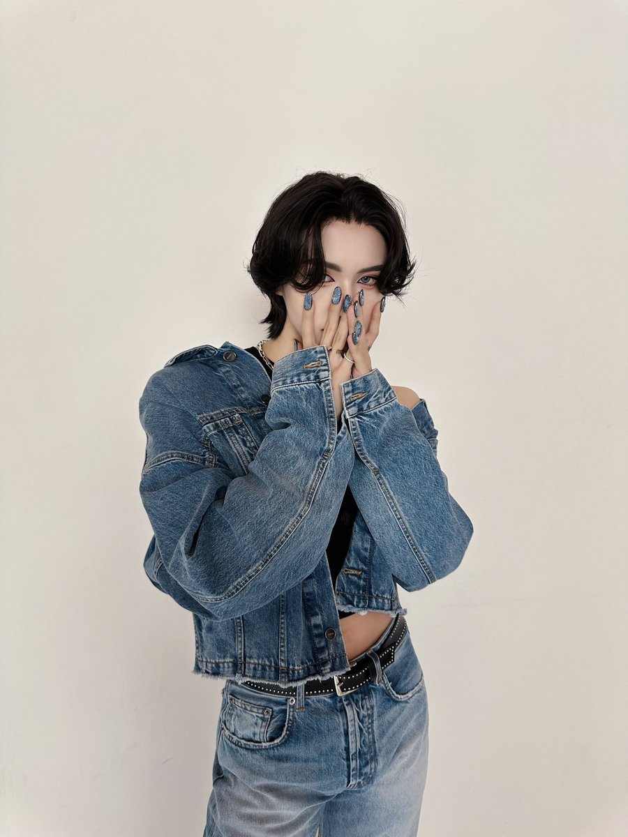 _kimgyutae's tweet photo. やっと情報解禁🔥
この度NAIL EX 4月号の表紙を飾らせて頂きました💅🏻✨
いつか雑誌の表紙になれたら...と思い描いていたので夢が叶って本当に嬉しいです😭
表紙+中6ページ

2月22日(木)から全国の書店、ネット書店、電子書籍などで購入ができますので是非買い占めてくださいませ🫶🏻

@NAILEX_OFFICIAL https://t.co/ySNrqDPzN9