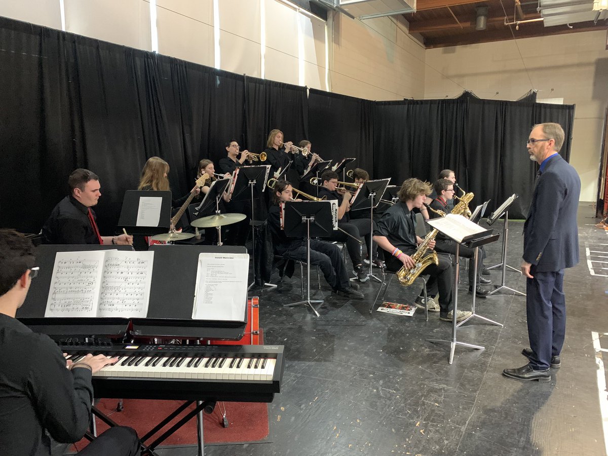 The Herculaneum Jazz Band is playing for the crowd at the State of the County.  <a href="/DrClintFreeman/">Dr. Clint J. Freeman</a> <a href="/JoeFWillis/">Joe Willis</a>