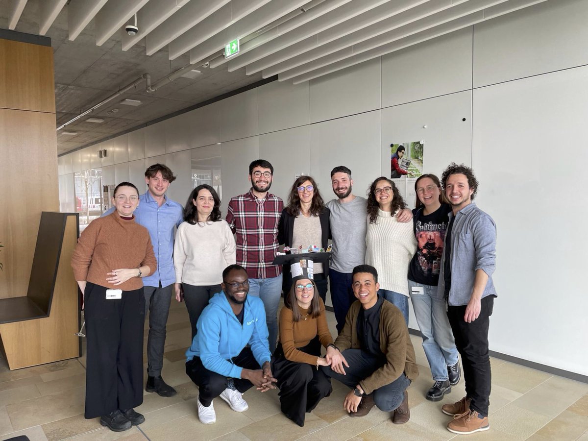 MPI_IS's tweet image. 🎉 Yuhuu! Martina Contisciani @mcontisc (wearing the special Ph.D. hat) has successfully defended her thesis! Congratulations on this great milestone! Her #research focused on the analysis of network data using statistical tools such as probabilistic generative models #IMPRSIS