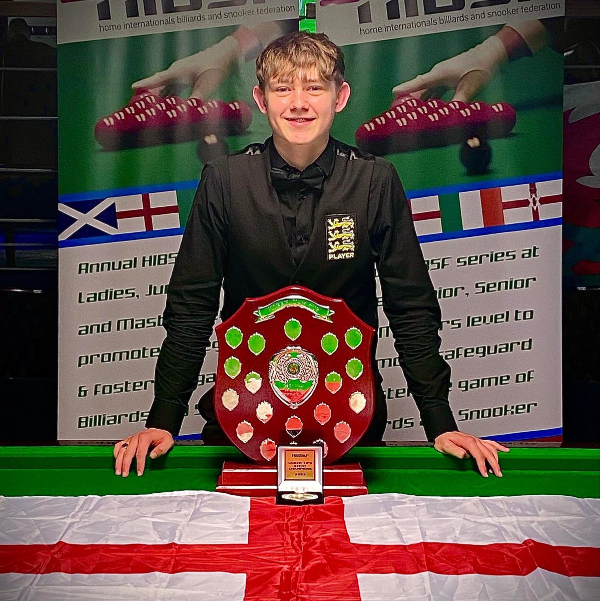 Lee Smith tweet media