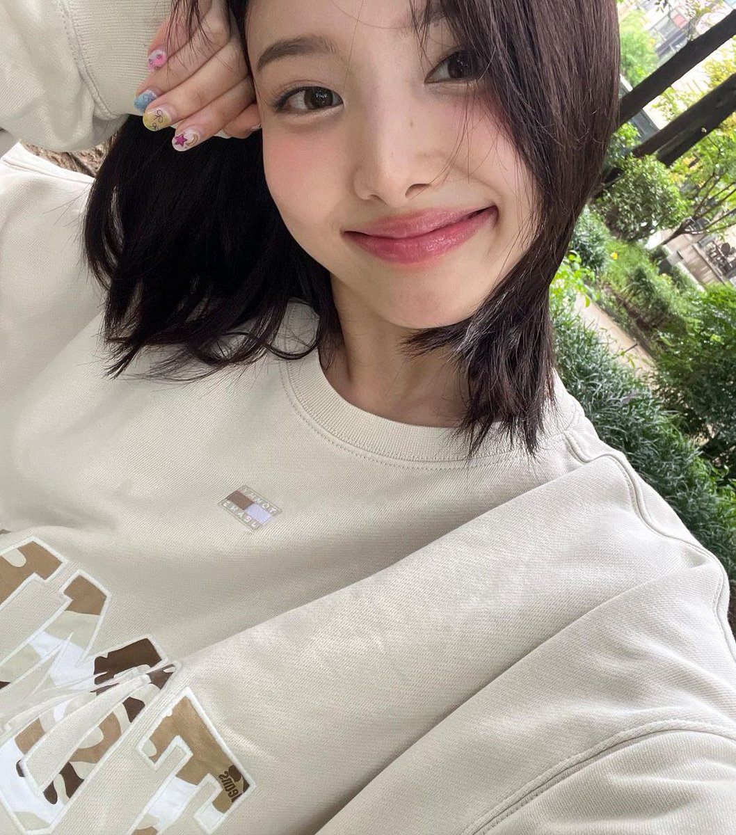 Risa tweet media