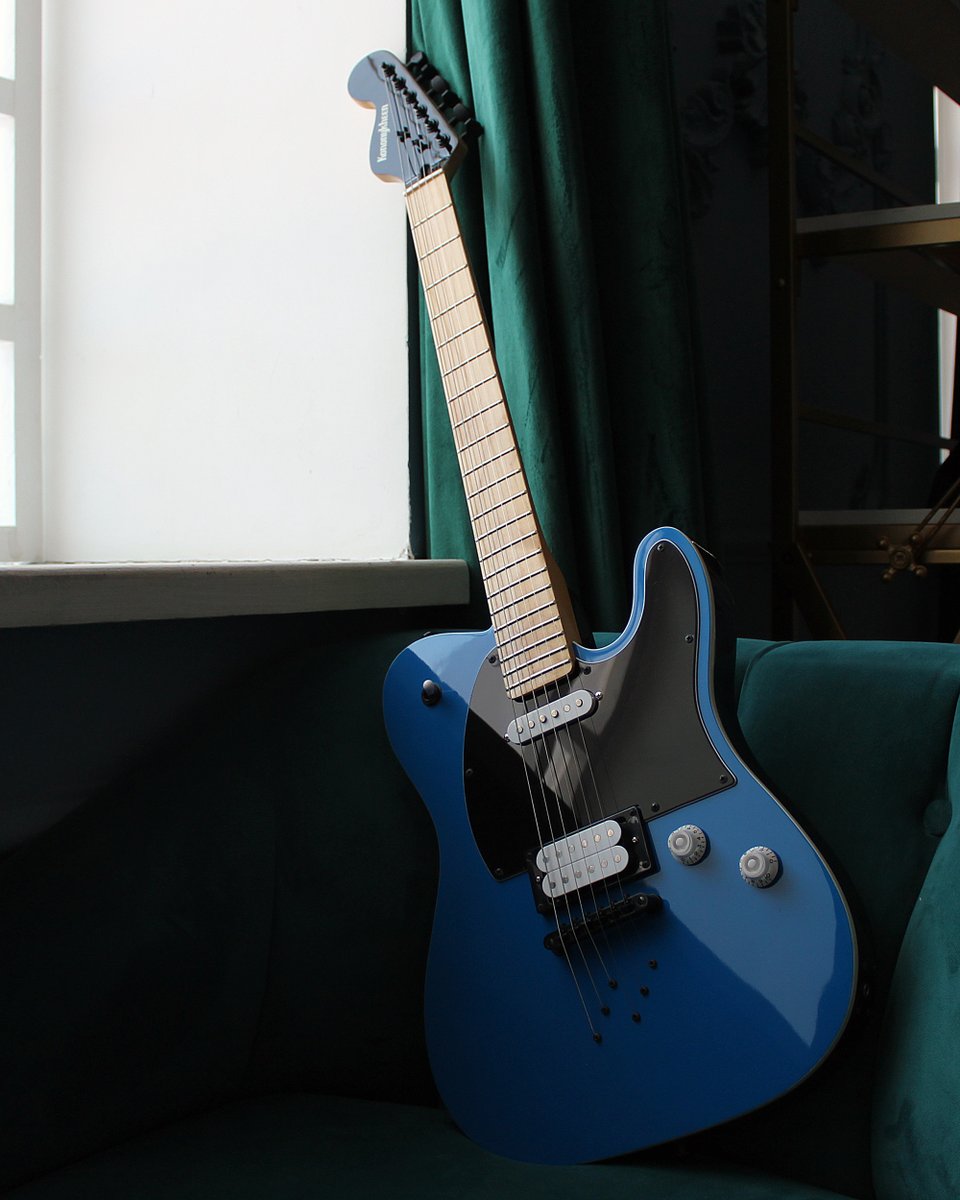Blue, white and black
Rock, shred and djent
Kononykheen Breed Thirty Seven guitar

#blueguitar #guitarporn #rigshare #kononykheen