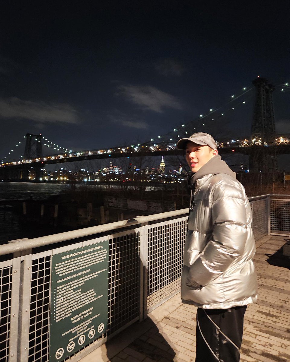 withnunu0618's tweet photo. 240219 몬스타엑스 인스타그램
official_monsta_x
——
🌃🎧❤🗽
#셔누 #SHOWNU
#SHOWNUlog #MONlog
#몬스타엑스 #MONSTA_X #MONSTAX
#몬스타그램 #MONSTAGRAM https://t.co/XBh9tCXhD3