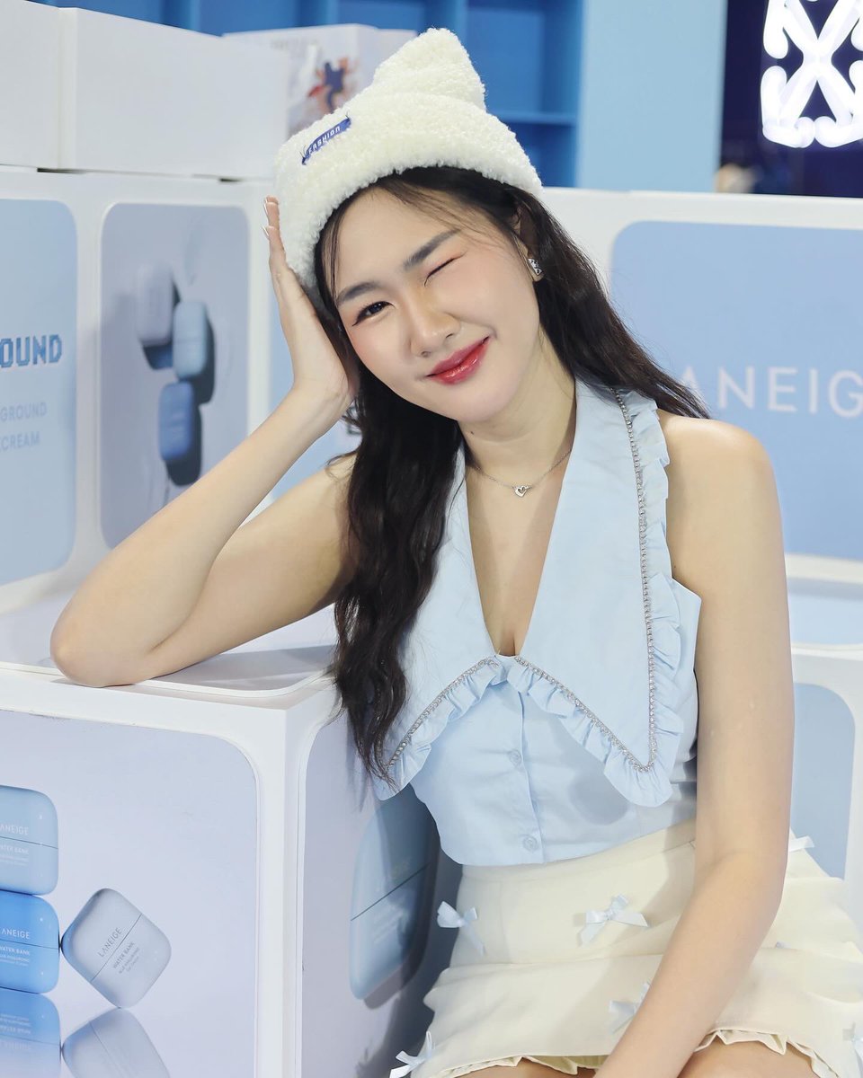 candymild_'s tweet photo. กล้องที่งาน                               กล้องมือถือ

ดอลลี่อายส์ทำถึง 5555555555555555555 https://t.co/hy7IhFvam5