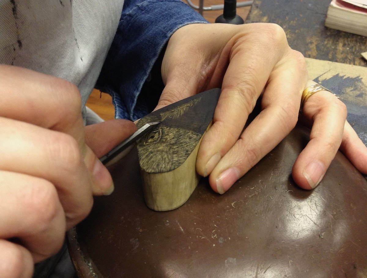 Our next one-day wood engraving workshop with Peter S Smith will be on Tuesday 19 March.

You will be introduced to materials, tools and processes with reference to historic and contemporary wood engraving.

Info 👉 buff.ly/3w1R4mp

<a href="/stanandgladys/">stanandgladys</a> #workshops #printmaking