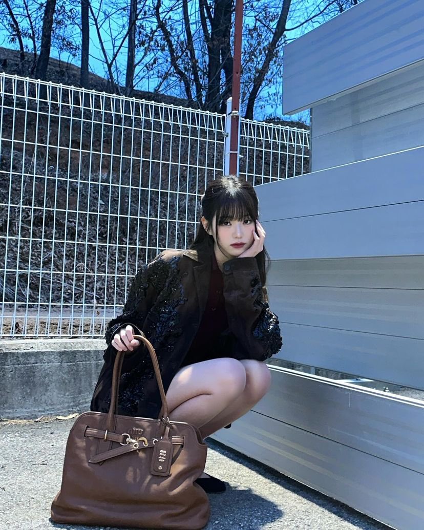 wonyoung pics tweet media