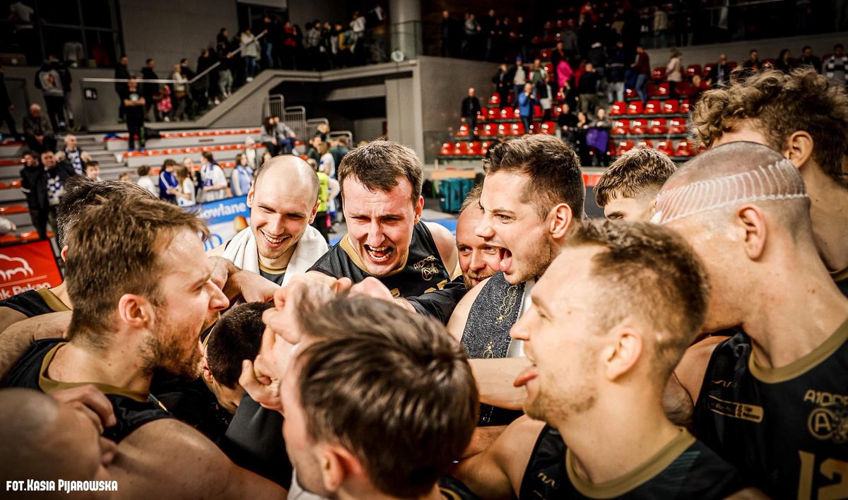 KK_Astoria's tweet photo. Dzień dobry #AstaFans 😎

#Enea #Abramczyk #Bydgoszcz #AstaTeam #1Lkosz #A100RIA https://t.co/fdJAPs6n5w