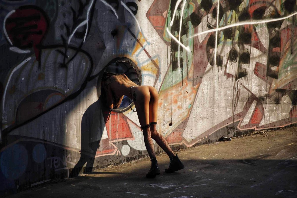 NUDE ART Thank you to everyone who came to our little model photography trip.🫶🏻🫶🏻
📷 : Darren Toot
IG migailpunkpink10