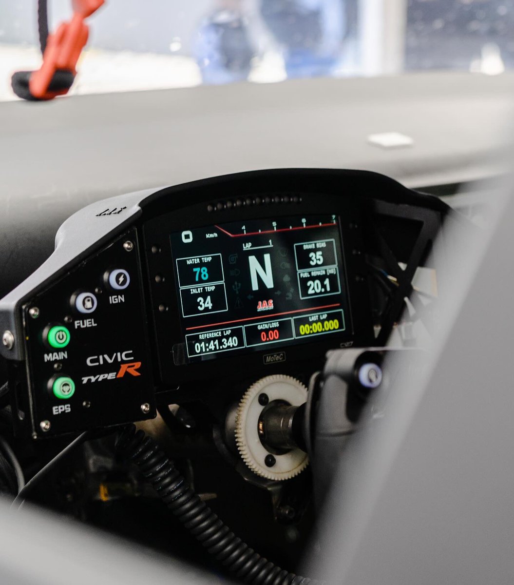 Scythe_R6's tweet photo. Algunas fotos del otro día en el @CircuitValencia durante las sesiones de TCR y GT4 😍 https://t.co/maoPABO0Mk