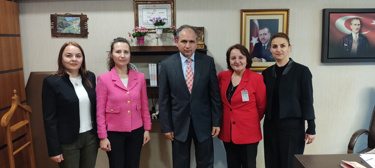 Kamu Sağlıkçıları Derneği Yönetim Kurulu üyeleri, TBMM Plan ve Bütçe Komisyonu Üyesi Uşak Milletvekili Sn. İsmail  GÜNEŞ'i ziyaret etmiştir. 

Sn. vekilimize destekleri, nezaketi ve  misafirperverliği için teşekkür ederiz.

<a href="/ismailgunes64/">İsmail Güneş</a>  

<a href="/kamsagder/">KAMU SAĞLIKÇILARI DERNEĞİ</a>