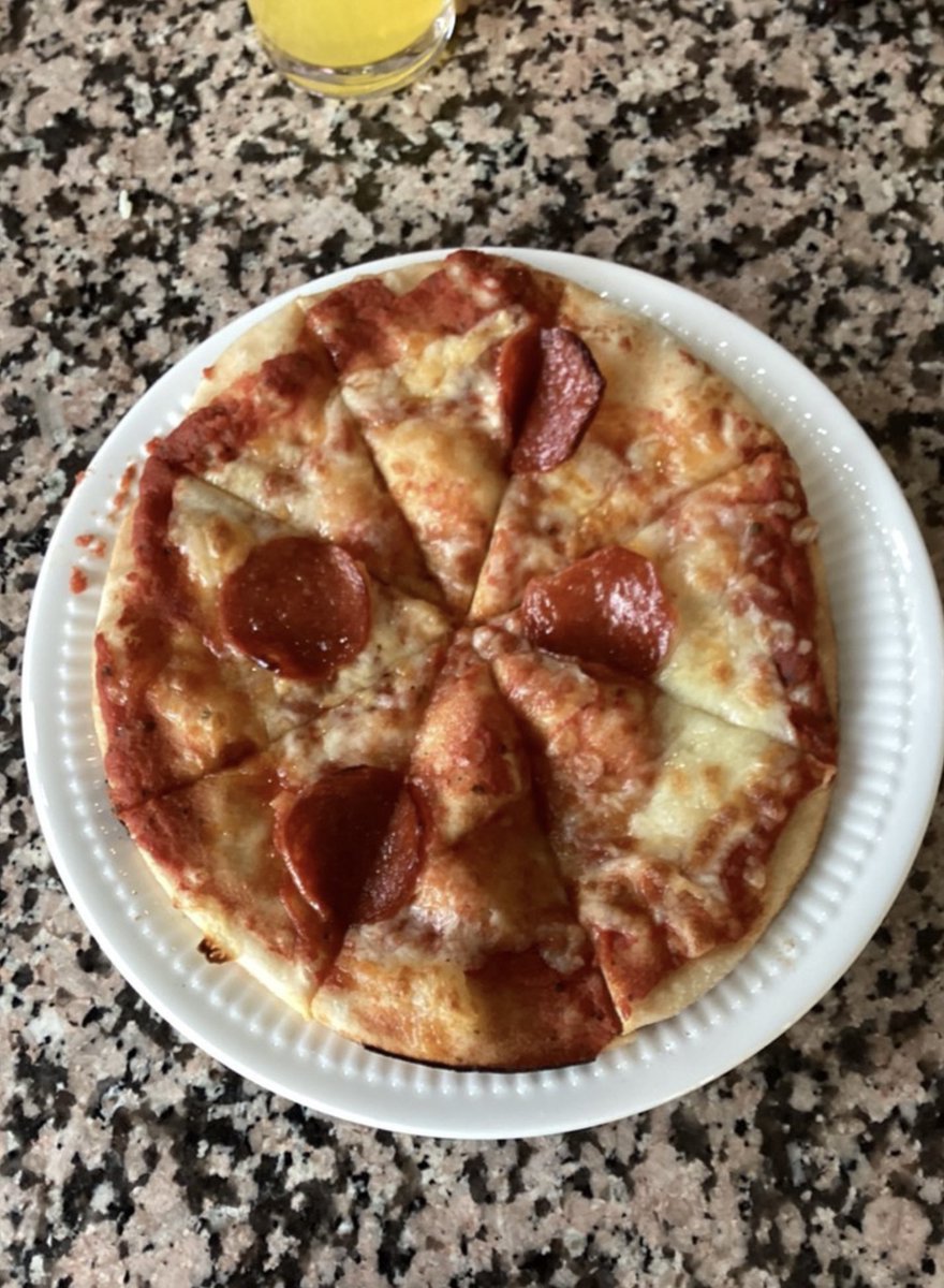 ecclaneends's tweet photo. A huge thank you to @TheBillingeArms for providing our children with a free pizza making class as part of their Wellbeing Wednesday’s curriculum! They absolutely loved making and eating their own pizzas! Thank you for your kindness &amp; community spirit! ❤️🍕 https://t.co/J2GKrvv761