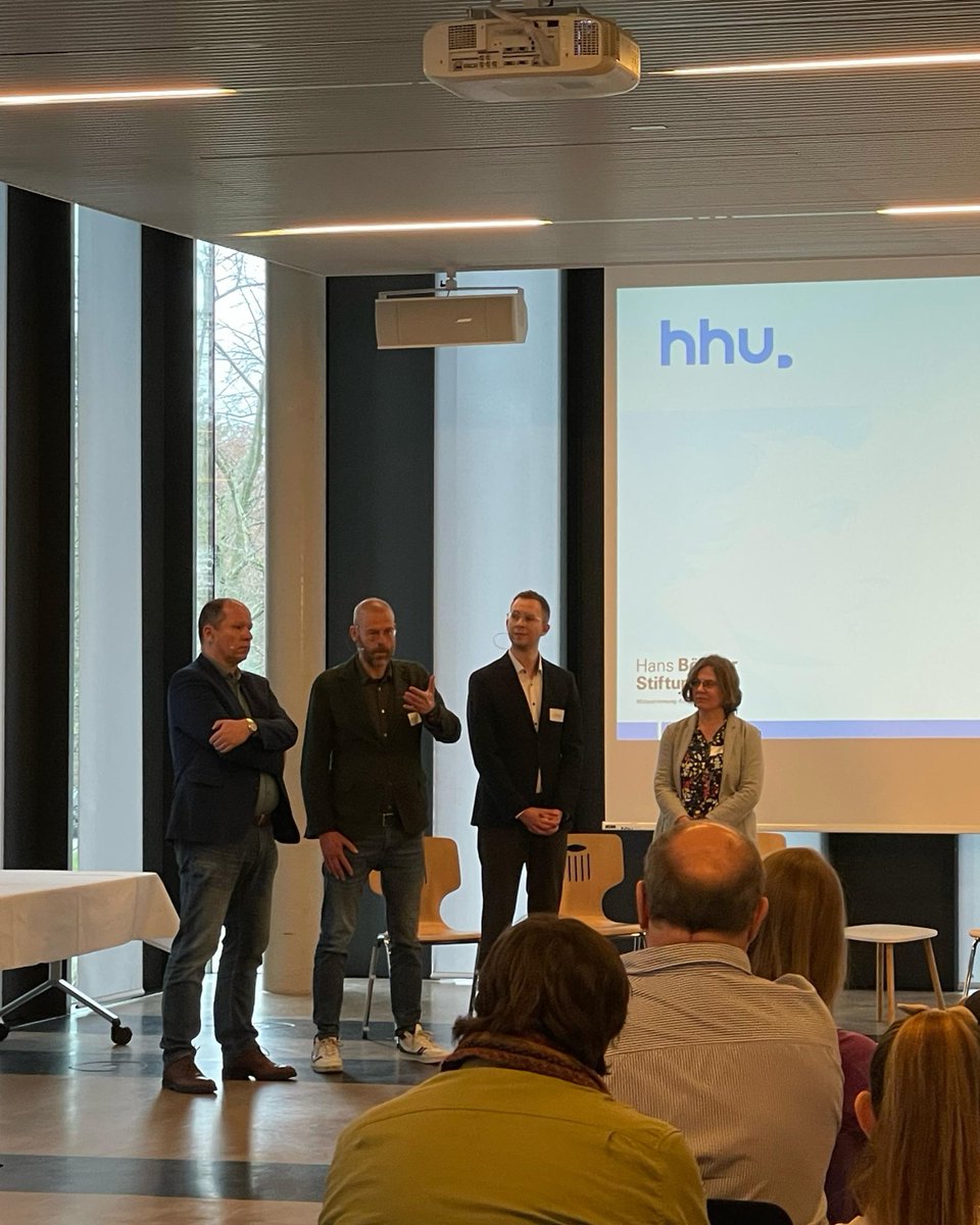 Die Veranstaltung „Digitale Arbeit gesundheitsförderlich gestalten“ am 14.02. hat viele Teilnehmende erreicht.
Besonders Nutzereinbindung, fachliche &amp; soziale Unterstützung im Team, Schulungen und klare Regeln sind wichtige Bausteine für gesundheitsförderliche digitale Arbeit👩‍💻