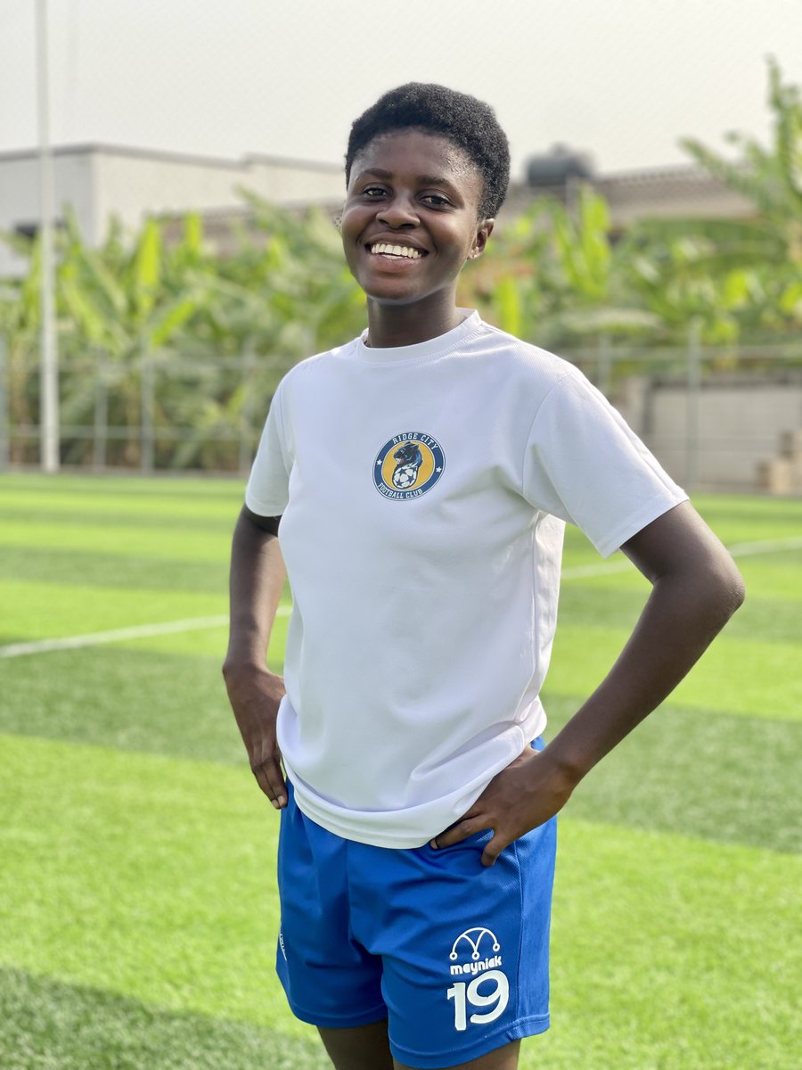 RidgeCityFC's tweet image. 𝗠𝗼𝗻𝗱𝗮𝘆 𝗞𝗶𝗰𝗸𝗮𝗯𝗼𝘂𝘁! ⚽️⚽️⚽️

🏟️: Dzorwulu Astro Turf
⏰: 3pm to 6pm

Come kick it with us! 💪🏿

#RCFCW 💛💙