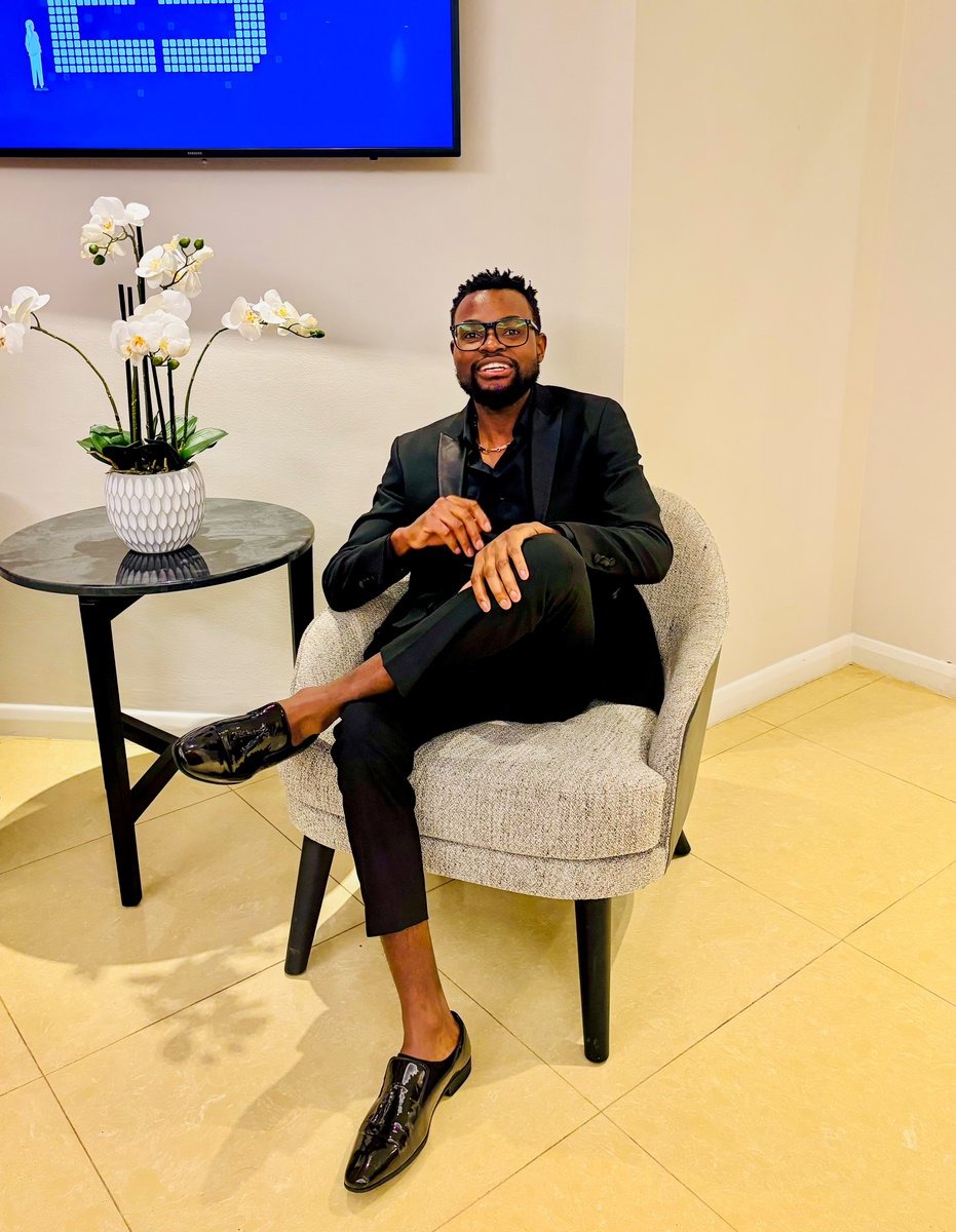 ManDistinction's tweet image. Zete