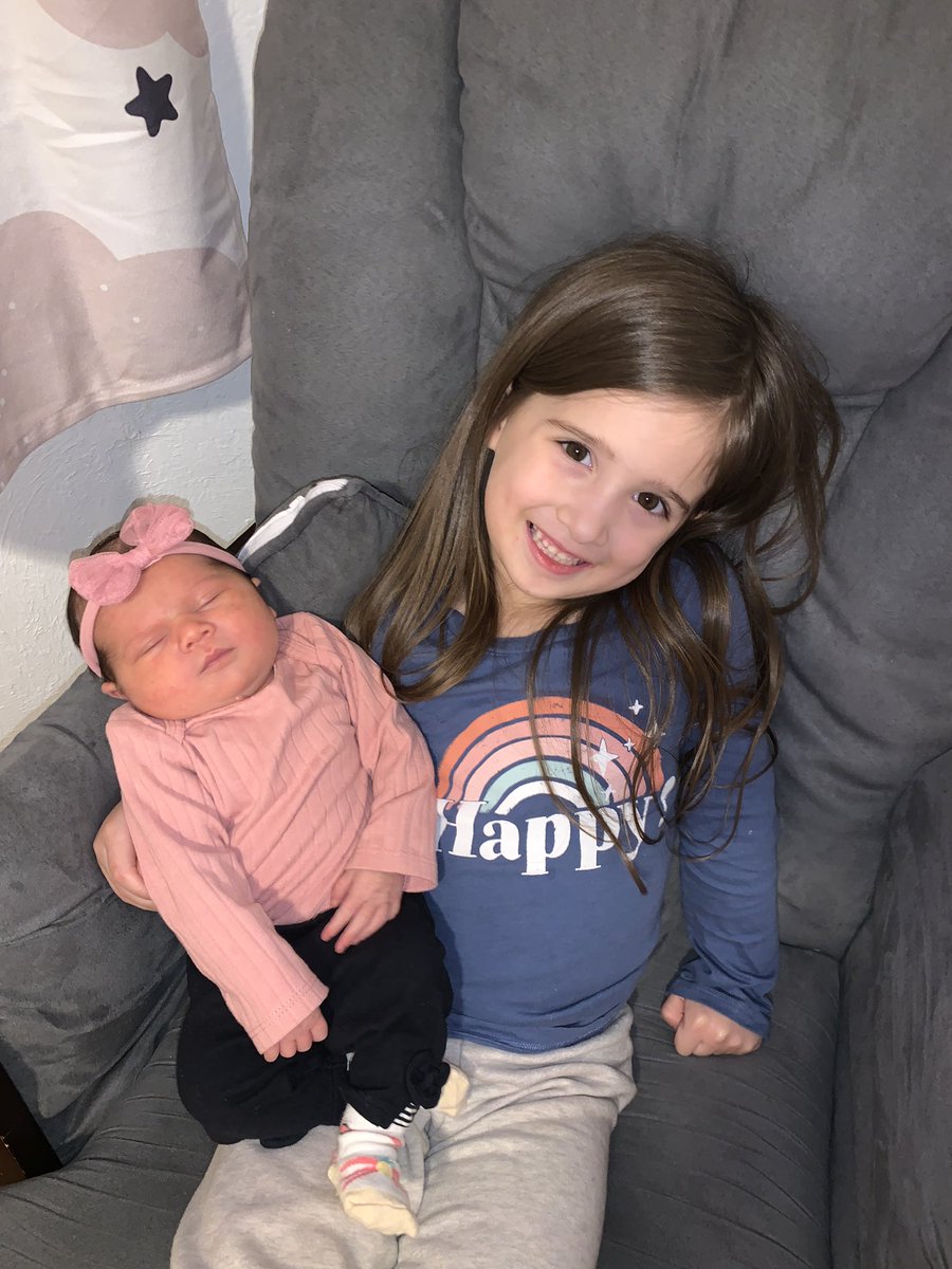 hayleeflanary's tweet photo. haven’t been on here in a while. So here’s a few pics of the last year ❤️ my sweet Gracyn Noelle was born December 20th, 2023.✨ https://t.co/jHE5048FRT