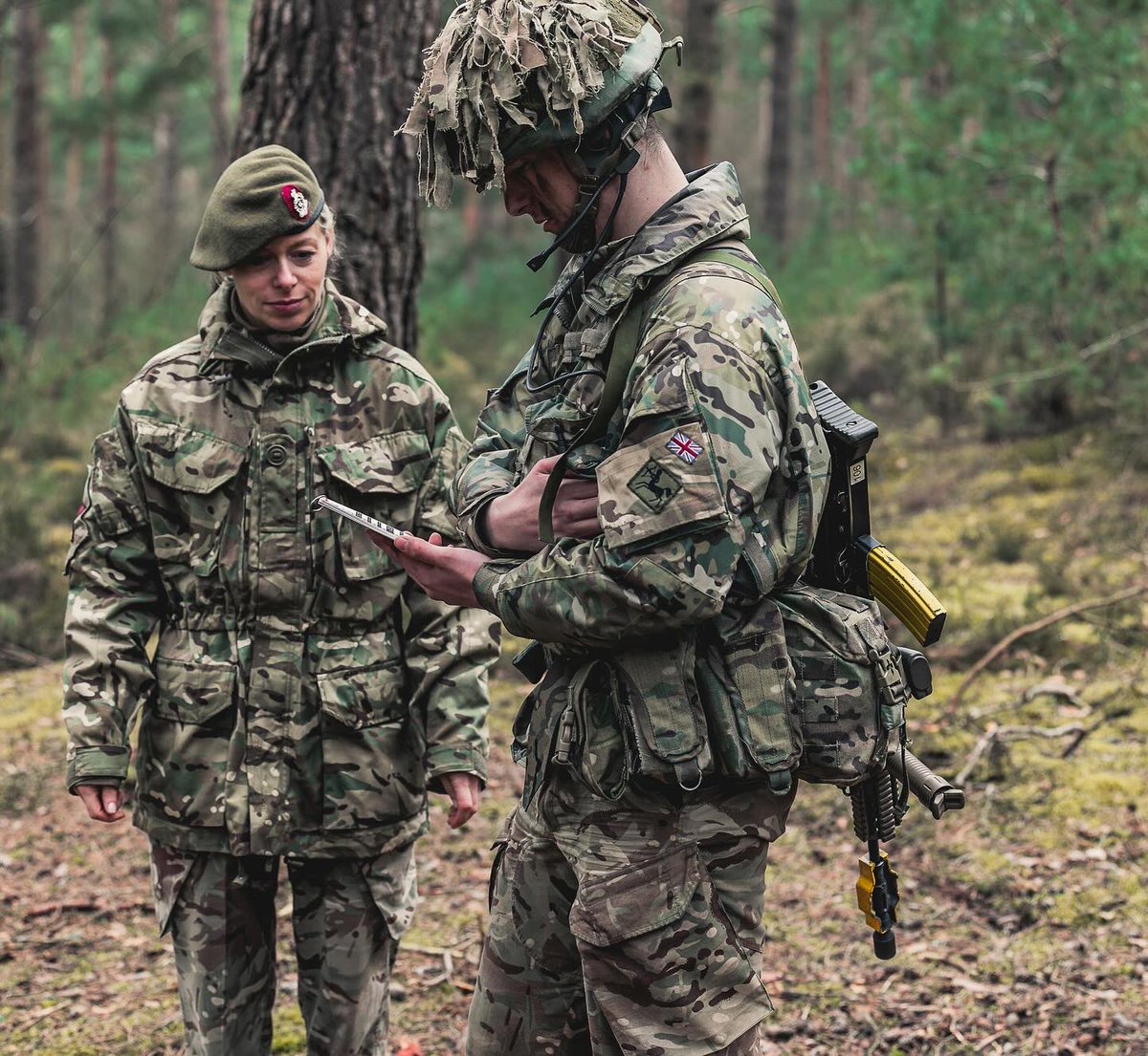 Do you want to conduct training that will benefit your civilian and military careers? HAC soldiers selected as potential future leaders, continue their development training. Skills learnt increase confidence, experience gained in crisis and personnel management under pressure.