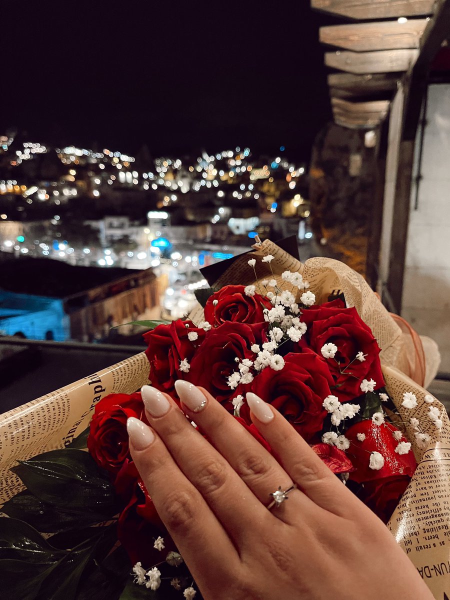 ztdmrts's tweet photo. ♥️💍 https://t.co/X0EZsxkY9j