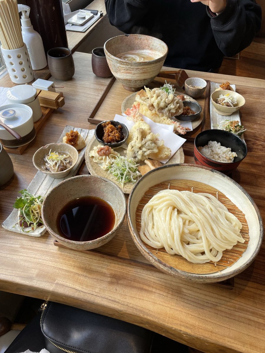 moe____0214's tweet photo. これで1,500円なの凄くない？
麺は太麺か細麺か選べるのも嬉しい🤍
リピしまくりの��店🫢 https://t.co/HzjhtvNsef