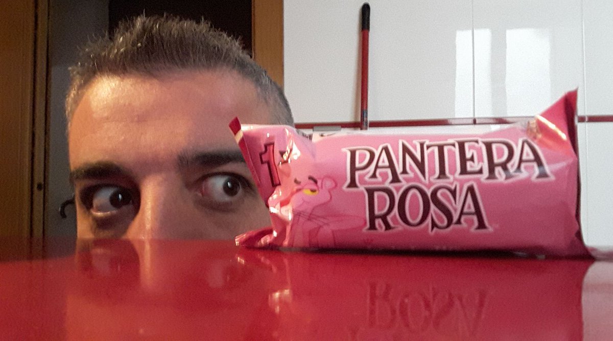 DavidTeide's tweet photo. Tentaciones que no pasan nunca #panterarosa https://t.co/Rxk3tgWob2